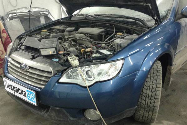 Subaru Outback (3rd generation) 2008 вытягивание передних лонжеронов, восстановление левого верхнего брызговика, капота и рамки радиатора, замена бампера и покраска 20130220